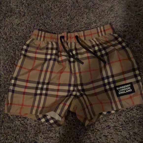 Burberry shorts (swim trunks) - Picture 1 of 2